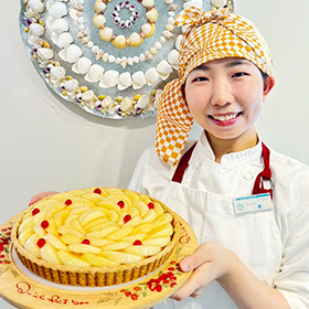 乾　可奈子