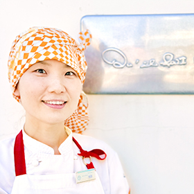 吉田　麻奈美