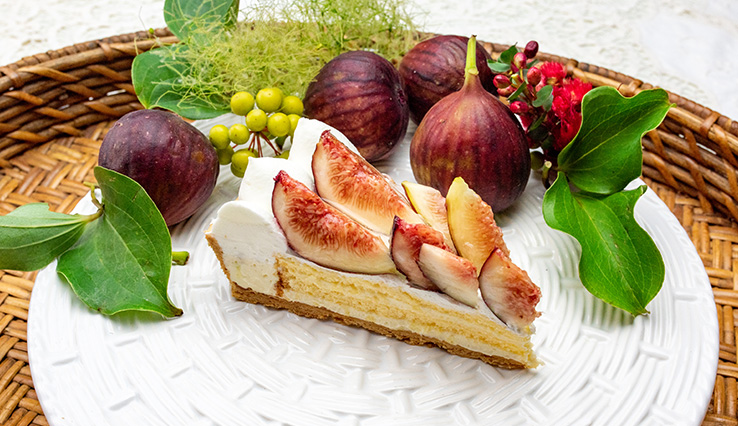 イチジクのタルト 〜ショートケーキ風〜