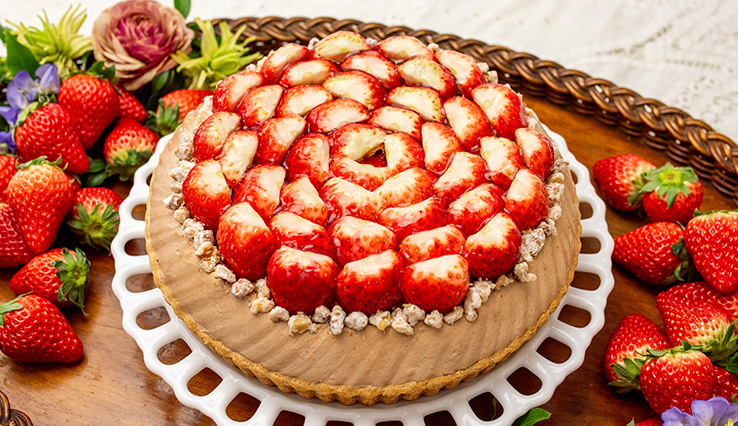 特選 静岡県産 “紅ほっぺ”とチョコレートクリームのタルト