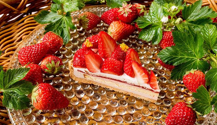 【店舗限定】イチゴのムースタルト