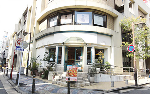 【福岡店】カフェスペース再開のお知らせ