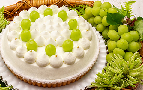 【青山店限定】シャインマスカットのショートケーキタルト