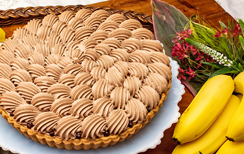 マカダミアチョコレートとバナナのタルト