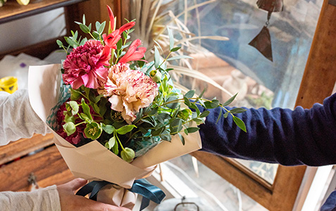 【静岡店・浜松店限定 Mother's Day Project】KAKAN × キルフェボン　― タルトとともに花束を ―