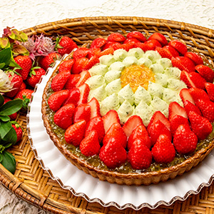 静岡県産 紅ほっぺと煎茶のタルト