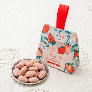 アマンドショコラフリュイ とちおとめ